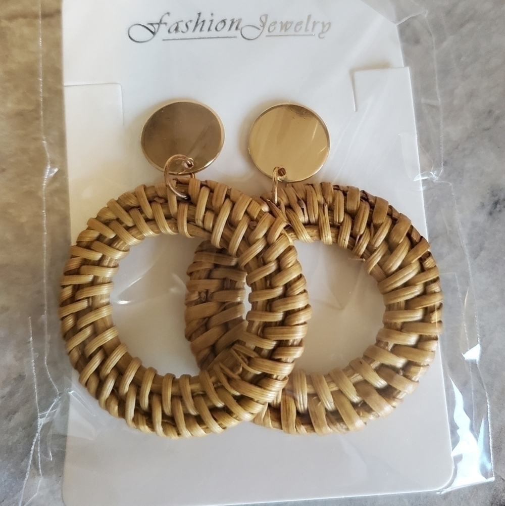 NEW Rattan Boho Woven Earrings - Picture 3 of 4
